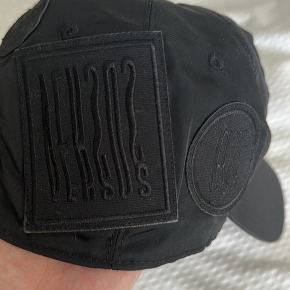 Versace Versus baseball hat with patches - Picture 3 of 6